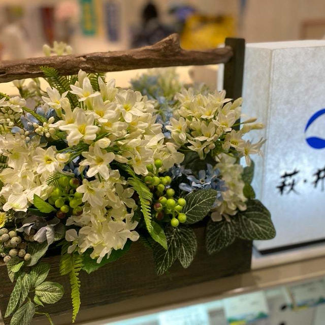井上商店様の迎え花