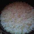 湯立てで白米（１０２８）。。。長野県　コシヒカリ　安曇野松川村産　特別栽培米　鈴虫の里・白米（あいざわ米店）と茨城県産うまかっぺコシヒカリ玄米・新米（あいざわ米店）