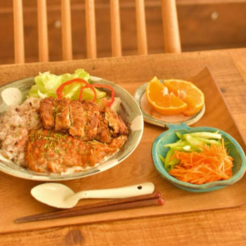 手作りスパイスカレーでカツカレーのおひるごはん