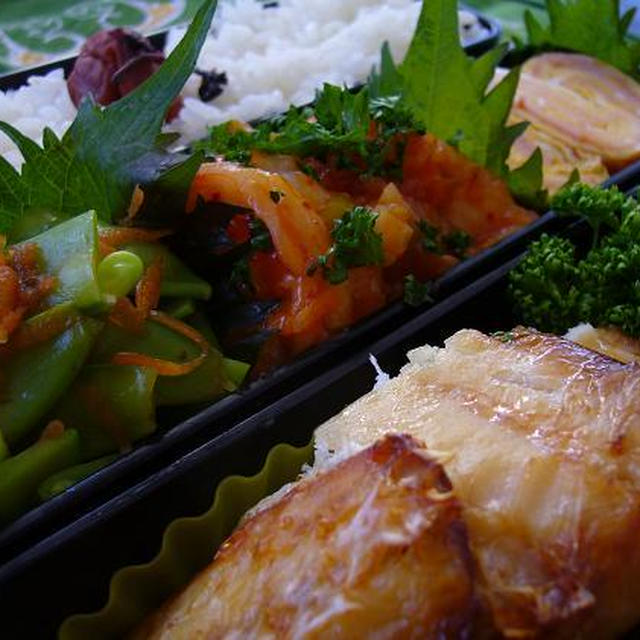 エビチリ弁当～☆