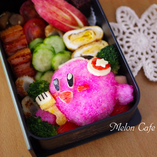 「星のカービィ」のマイクカービィのキャラ弁当♪(ひさびさ小学校のイベント弁当)