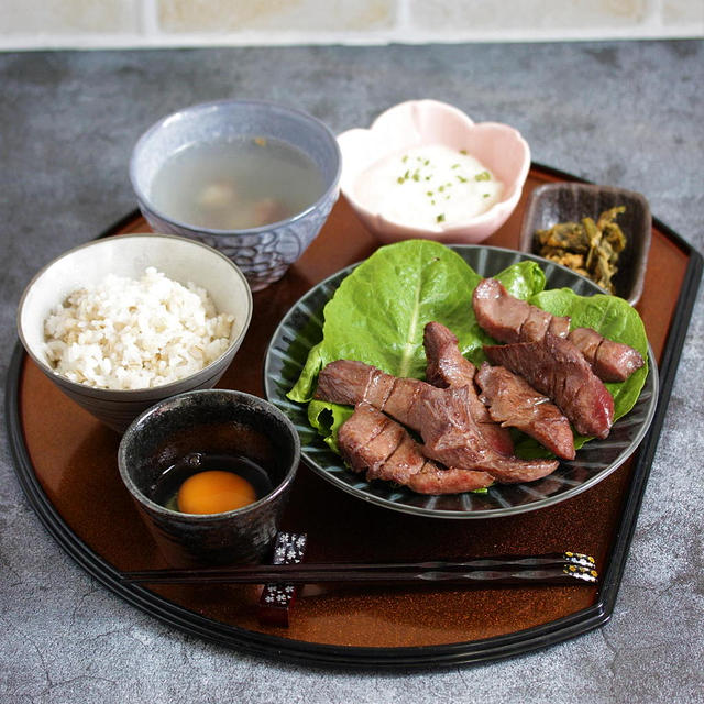 * 閣のまかない牛たんスタミナ定食♪