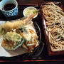 日帰り温泉入って、館内のお食事処でお蕎麦昼呑み