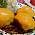 うちの煮込みハンバーグ。