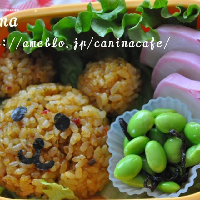 キャラ弁☆くまごろーがうさと遊んでるよ
