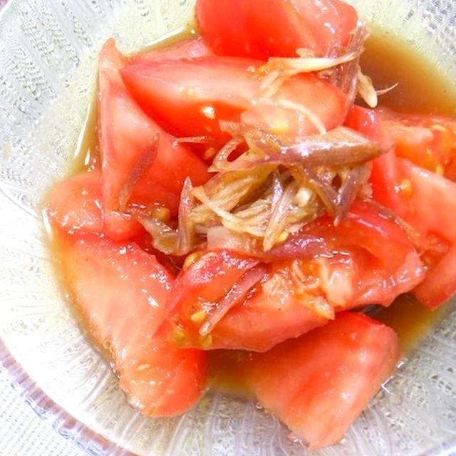 冷やしトマトの作り置きおつまみおかず！和えるだけ簡単〜トマトの香味和え。