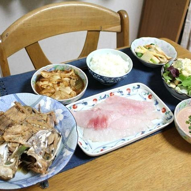 ウマヅラハギ尽くしとかぶと小松菜の炒めものとキムチワンタンスープでうちごはん（レシピ付）