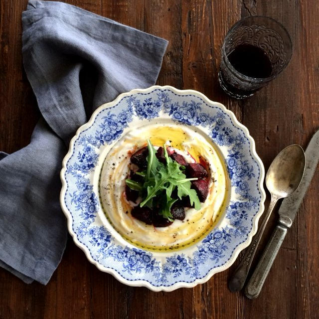 Roasted Beets with Honeyed Yogurt and Arugulaローストビーツとハニーヨーグルト