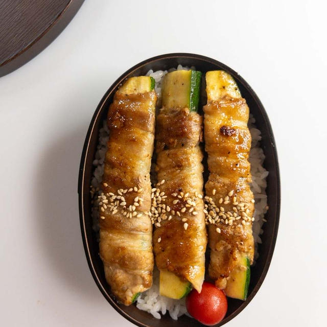 ズッキーニの肉巻きのっけ弁当♡♡