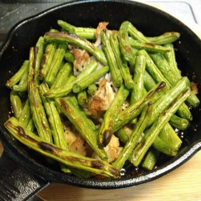 烏賊のマリネと炒め物、生野菜、インゲンのバターグリル