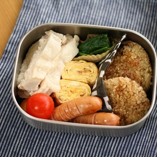 玄米の旨み！焼きおにぎり弁当♪