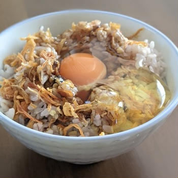 食感とコクをプラス！台湾の友に教わった卵かけご飯