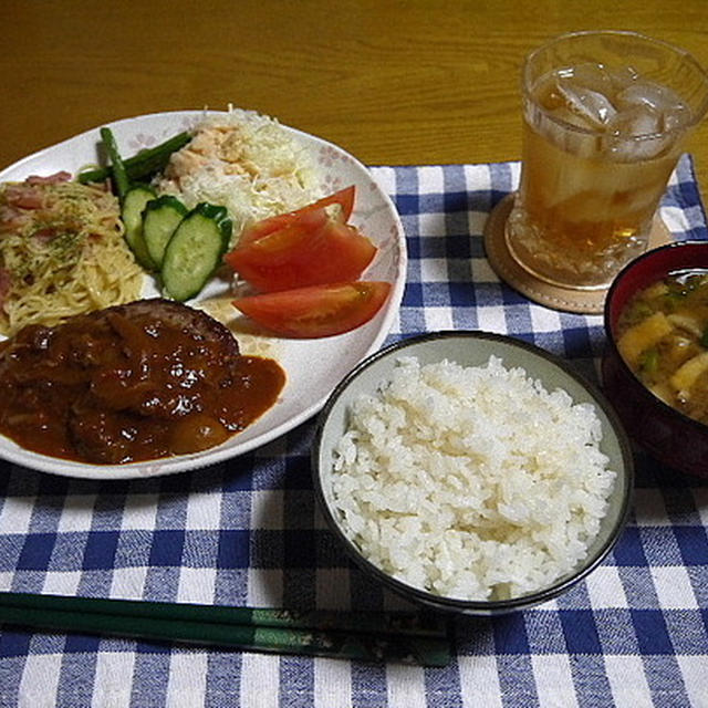 【夕食】ハンバーグプレート…