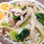 麺×追いがつおつゆ 鶏胸肉のあんが絡んだおうどん