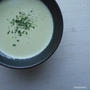 グリーンピースと莢のスープ