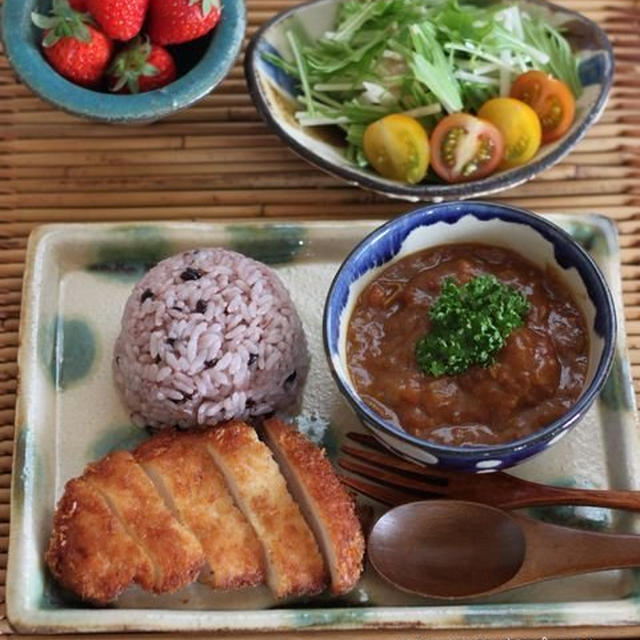 完熟トマトカレー＆チキンカツ(๑¯﹃¯๑)♪