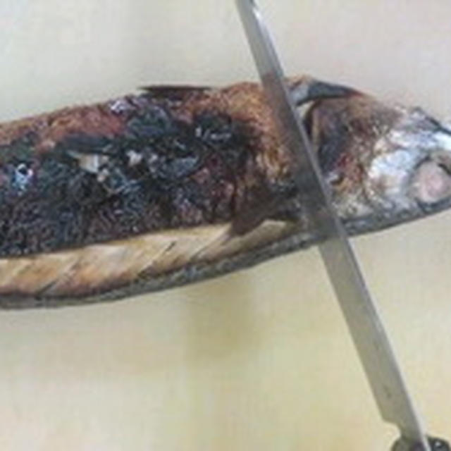 焼き鯖（さば）の切り方