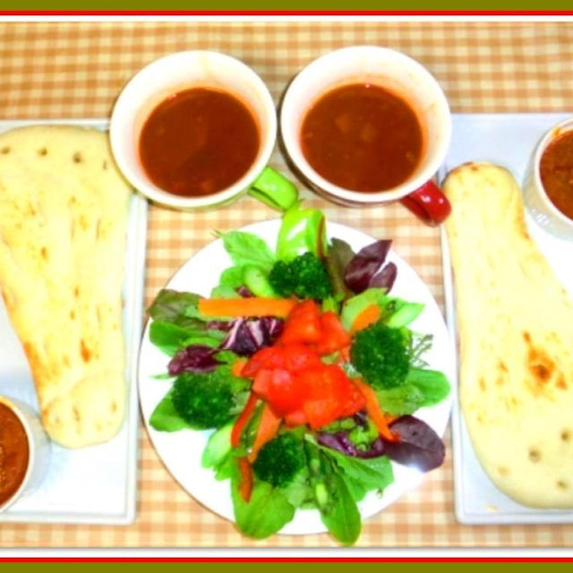 ブランチは、カレーとナンセットで