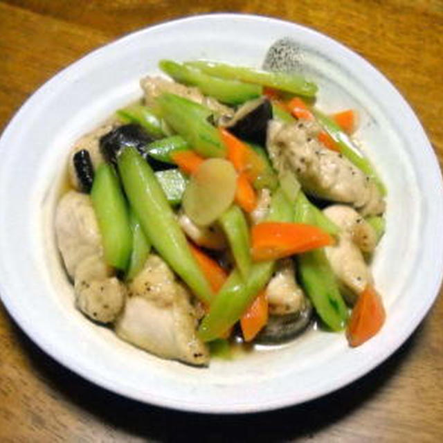 鶏ささみときゅうりのオイスターソース炒め