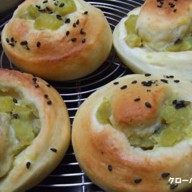 さつまいもゴロゴロパン