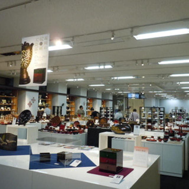 高岡漆器の螺鈿細工体験＠青山スクエア