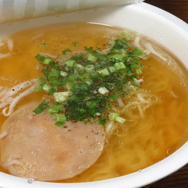 寿がきやの銀座香味徳監修鳥取ゴールド牛骨ラーメンで乗り越えた晦と。