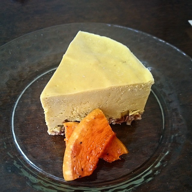 かぼちゃ甘酒で塩キャラメル風ケーキ