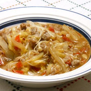 残り野菜で簡単！生姜であったか〜い、ご飯がススム白菜と豚肉のとろみ炒め。