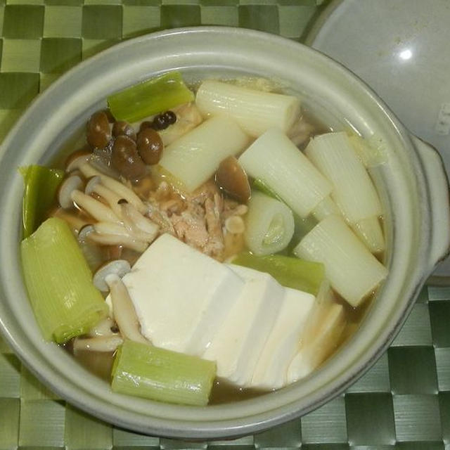 鮭缶と白菜の鍋