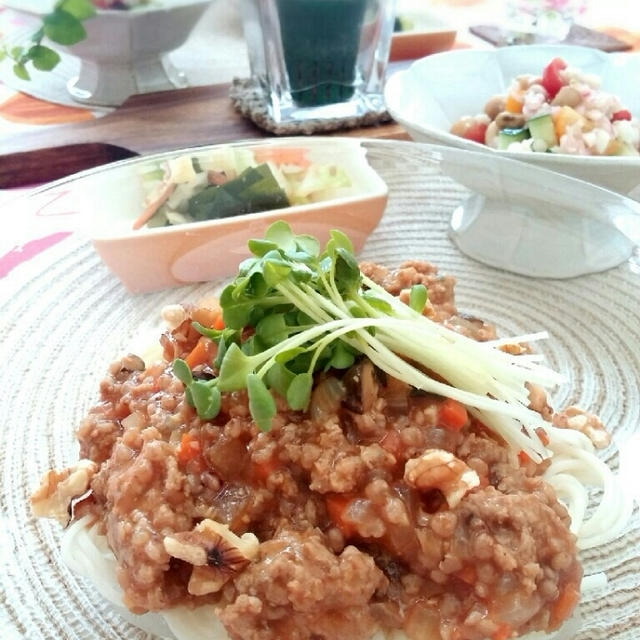 自分のレベルやペースでレッスンが進んでいくのが良い！【高キビのジャージャー麺】