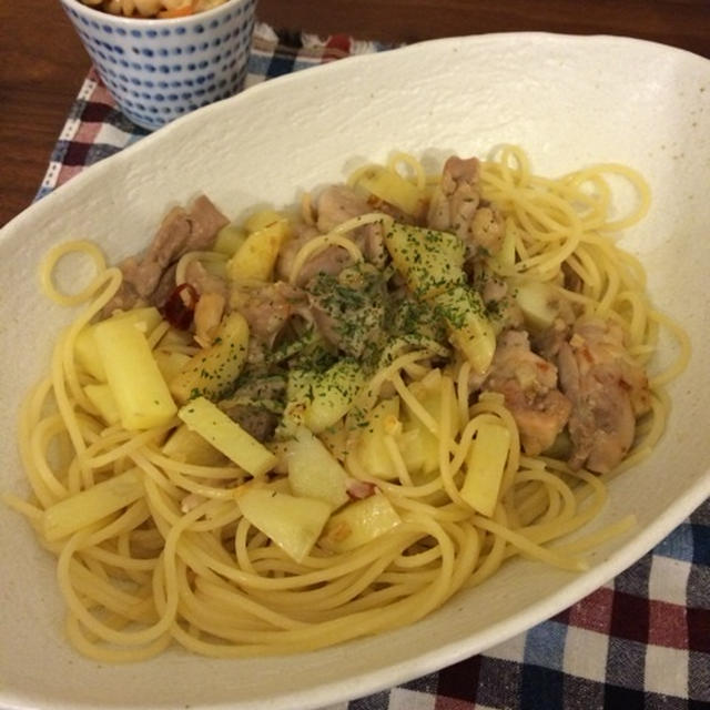 鶏とジャガイモのパスタ