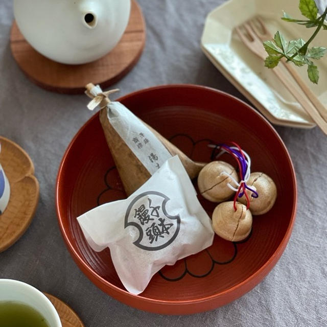 箱根「ちもと」の「湯もち」と「ちもとまんじゅう」と「八里」