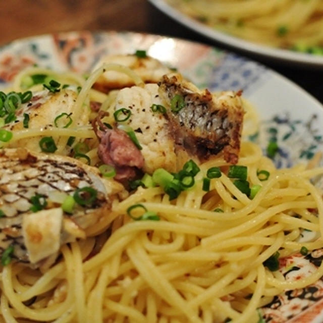 気分は春　桜と鯛のパスタ