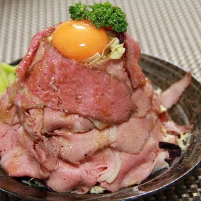 噂のレッドロック風ローストビーフキャベレツ♪