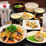 チキンソテーと揚げなす、野菜たっぷり！もりもり欲張りおかずサラダ