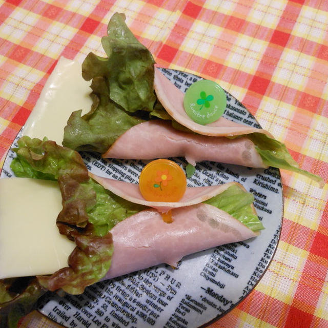 チーズのレタス巻き☆明治北海道十勝贅沢スライスチーズ3wayタイプ