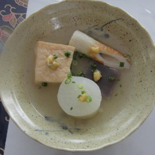 透明醤油でおでん★★★