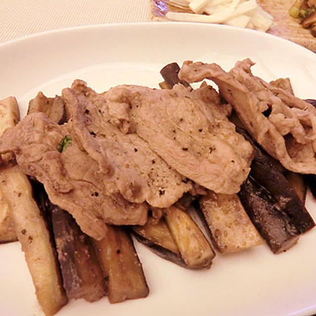あらびきペパー*豚肉と茄子の味噌胡椒炒め。