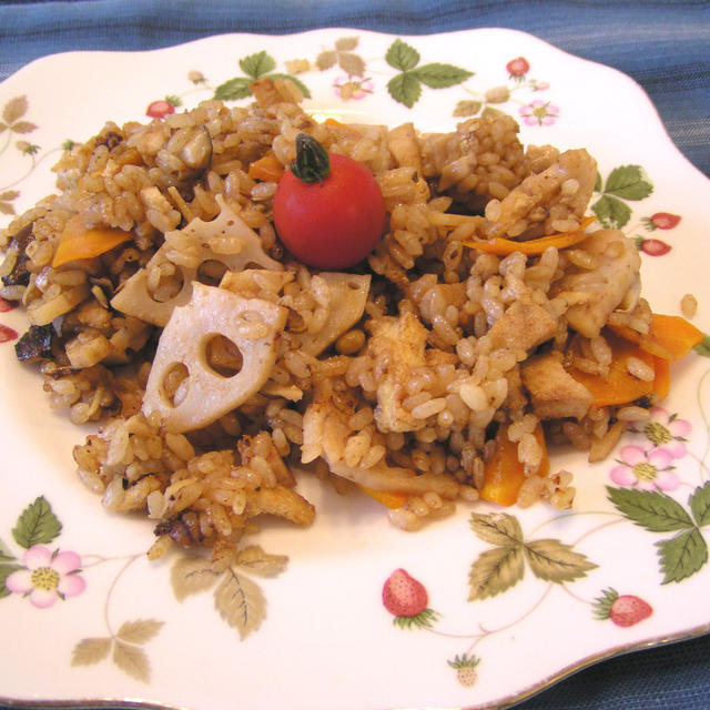 簡単でおいしい！！！八丁味噌で・・・「精進炊き込み寿司」