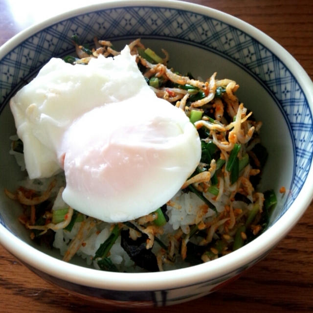 【にらとしらすのピリ辛丼】とベタベタの着替え