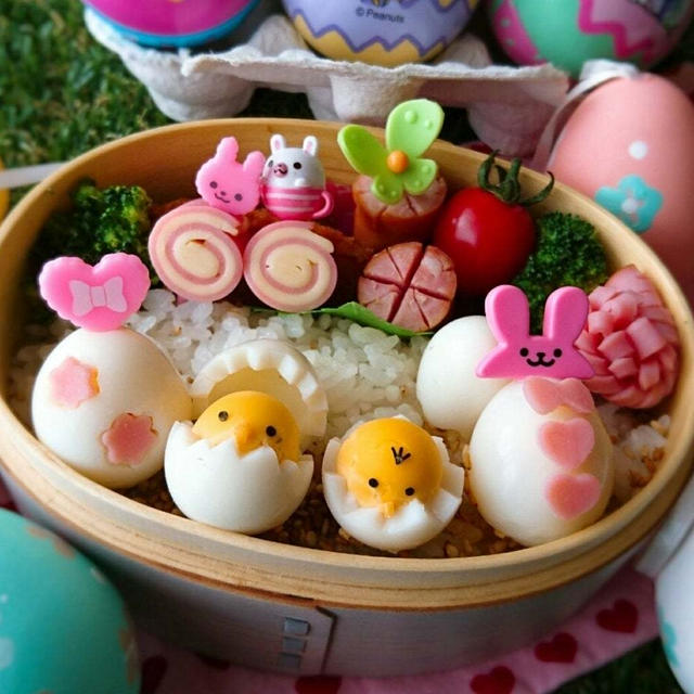 うずらたまごでイースターエッグのお弁当
