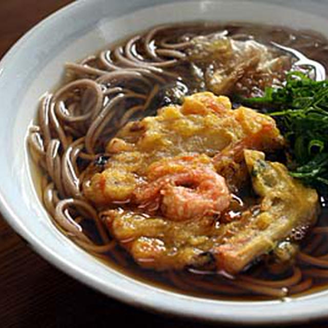 珍しく朝メシに「天こぶそば」