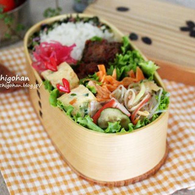 布が決まらない日は♡赤ミートボールの赤ワイン煮込み弁当♡