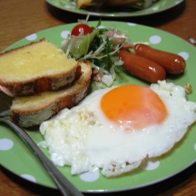 朝ごはん、からあげ弁当