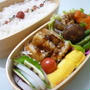 10月3日　手羽元の照り煮とサンマフライのお弁当