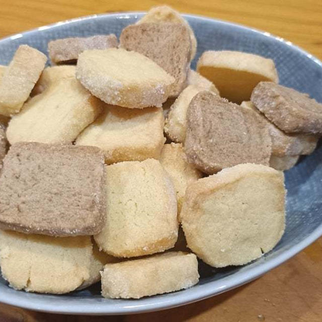 余裕ですな（笑）高校入試試験から帰宅後の娘（笑）