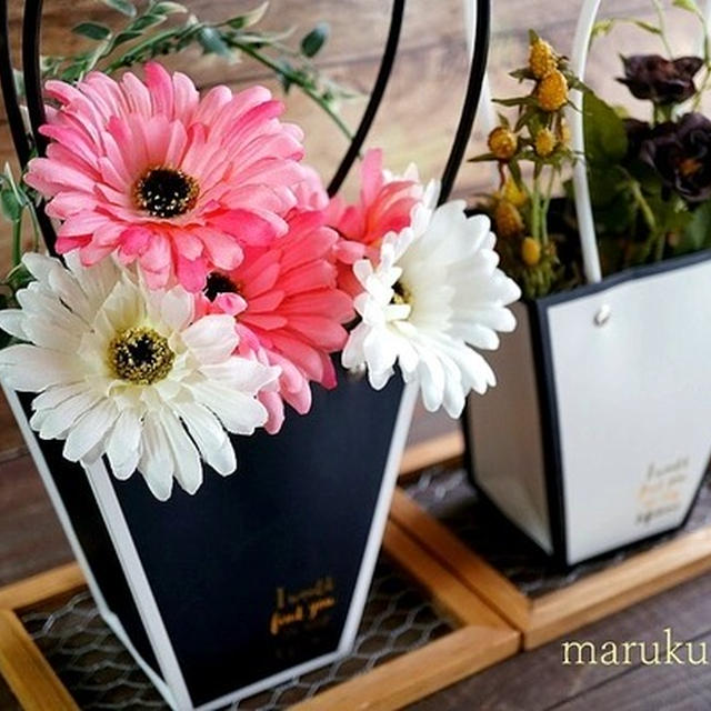 ダイソー100均の✿花用の手さげバッグが素敵過ぎる♬