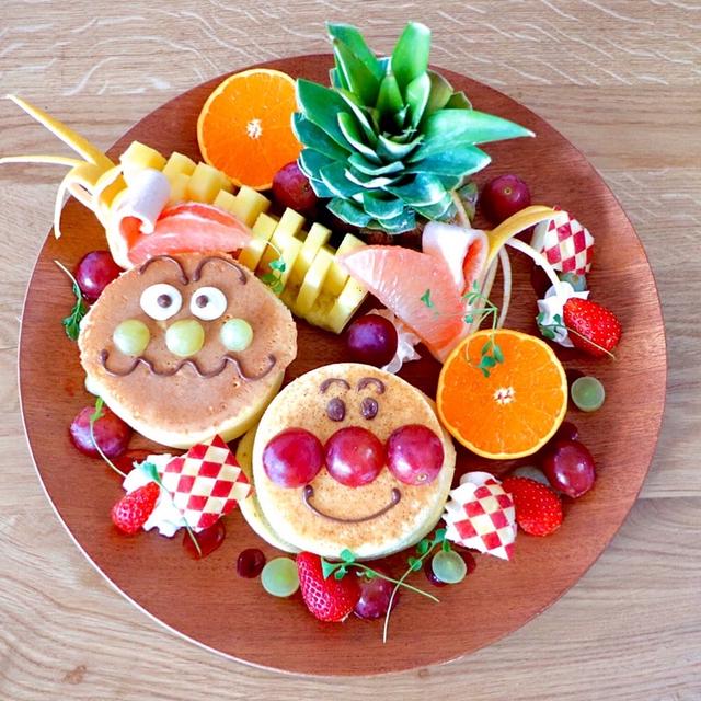 分厚いアンパンマンのパンケーキ＊