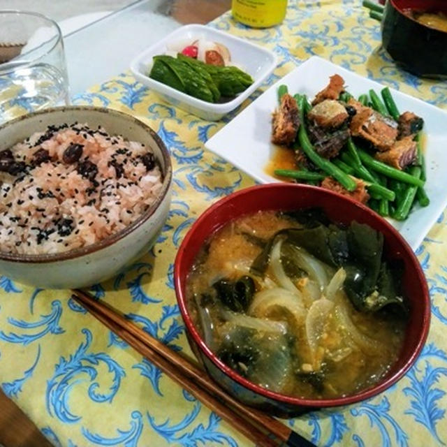 お赤飯を炊いて、好きなアメリカンフットボールのチーム優勝をお祝い