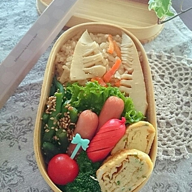タケノコごはんのお弁当♪